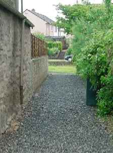 Photo of freshly gravelled vennel 10.2kb jpg